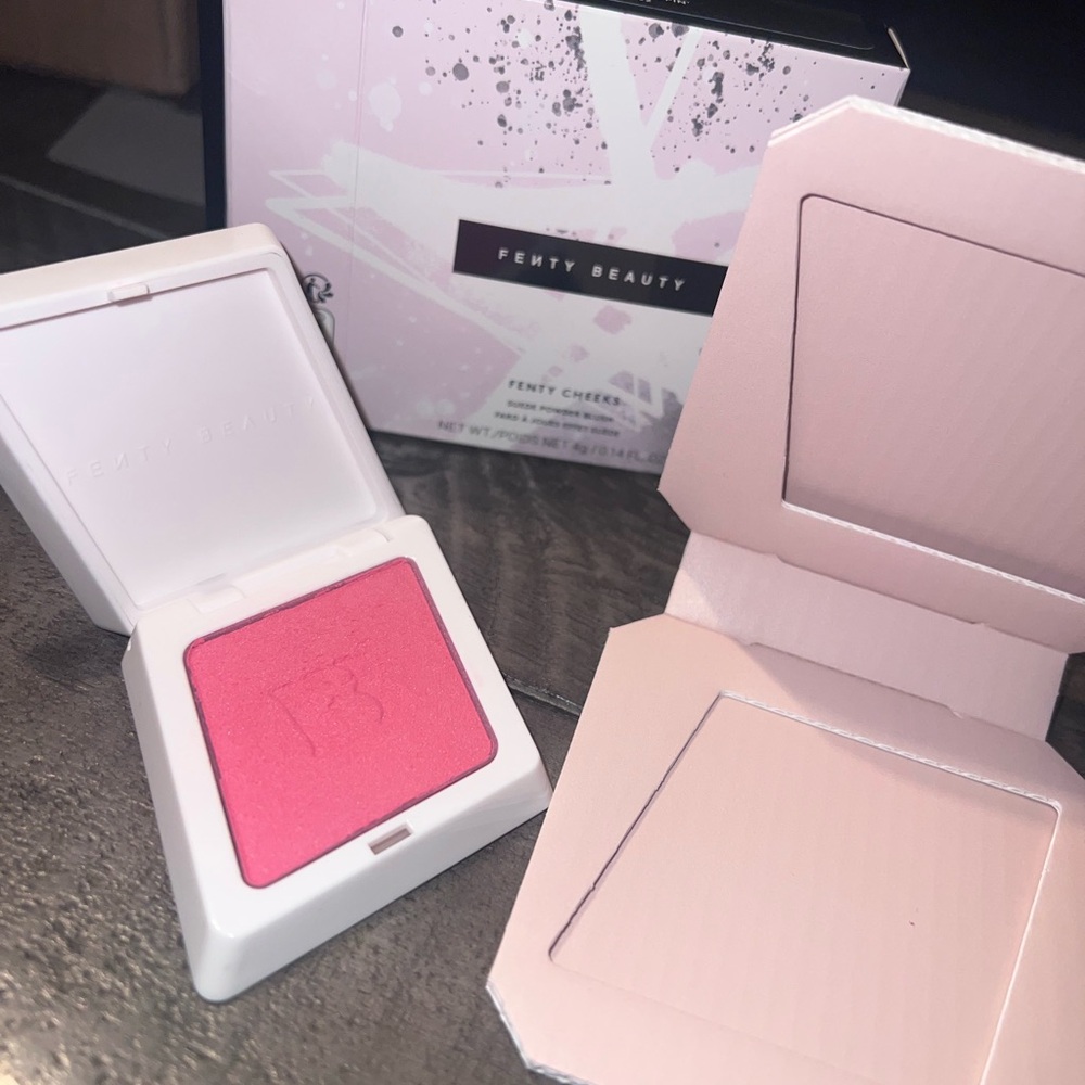 Fenty Beauty Petal Poppin Blush 02